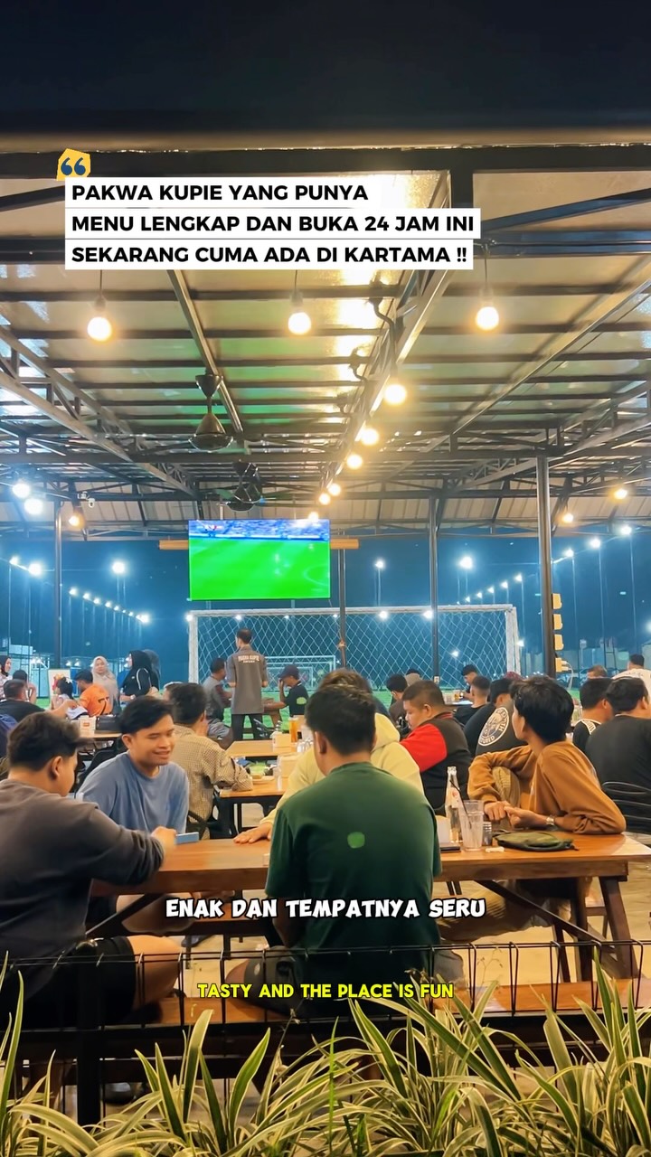 페칸바루 파콰 쿠피: Jalan Kartama의 24시간 카페