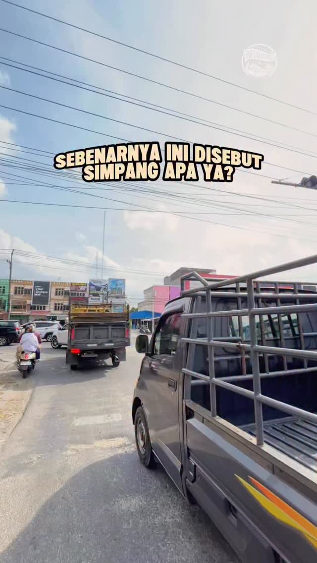 Tabek/Tobek Godang: Simpang Unik di Pekanbaru