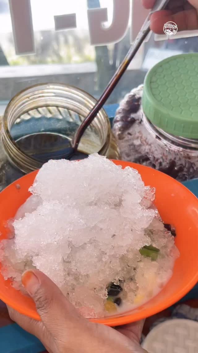 Explore Es Campur Rokan in Pekanbaru