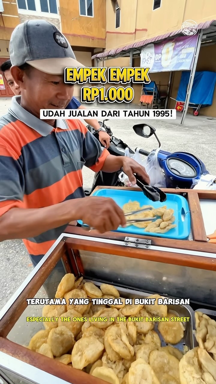 Empek-empek Pak Sundoyo di Pekanbaru