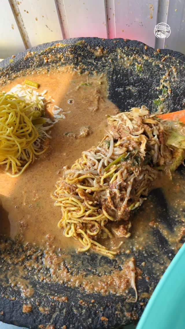 Lotek Pekanbaru: Sarapan Sayur Kuah Kacang