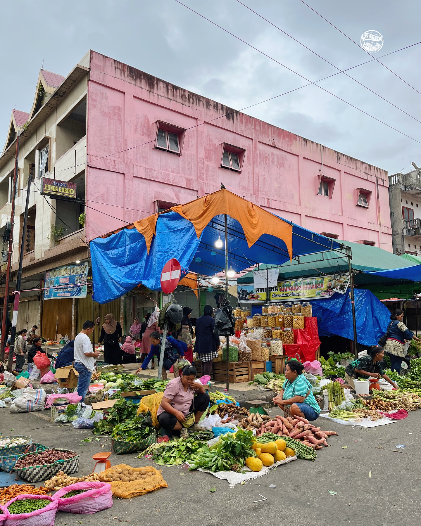 Menjelajah Pasar Pusat Pekanbaru Saat Ramadan