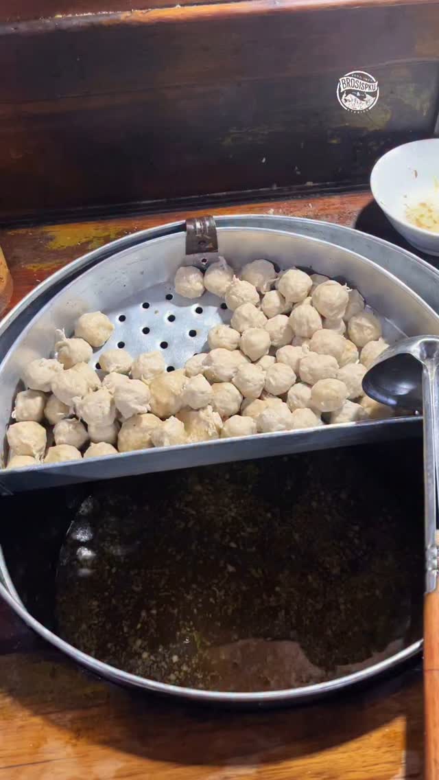 Bakso Tomi Pekanbaru, Legenda 20 Tahun