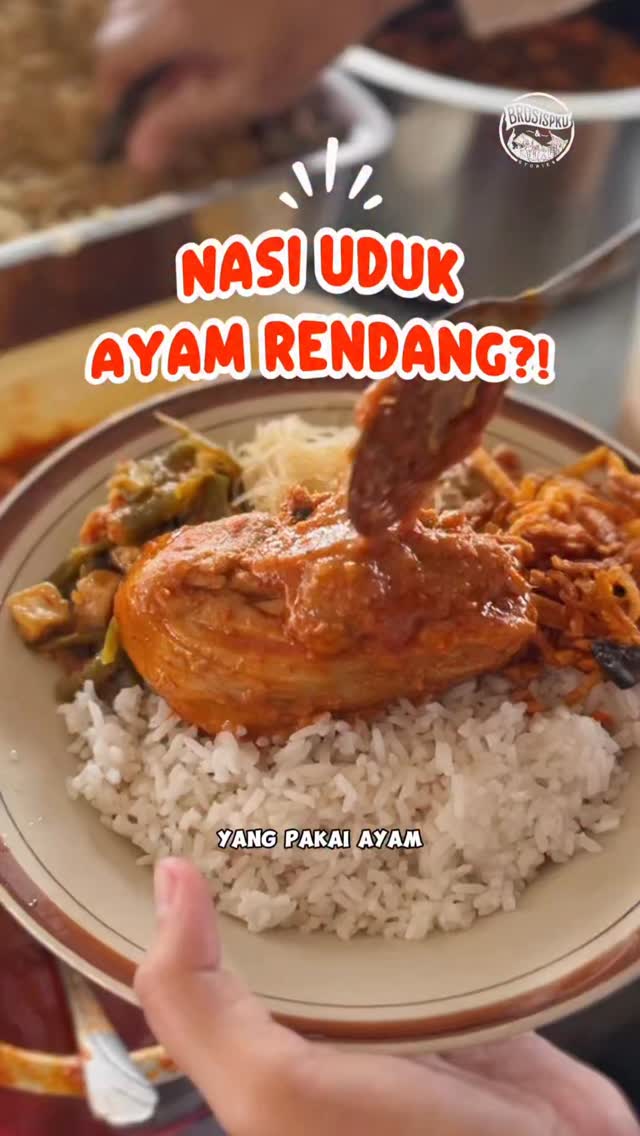 Sarapan Nasi Uduk Ayam Rendang Legendaris di Pekanbaru