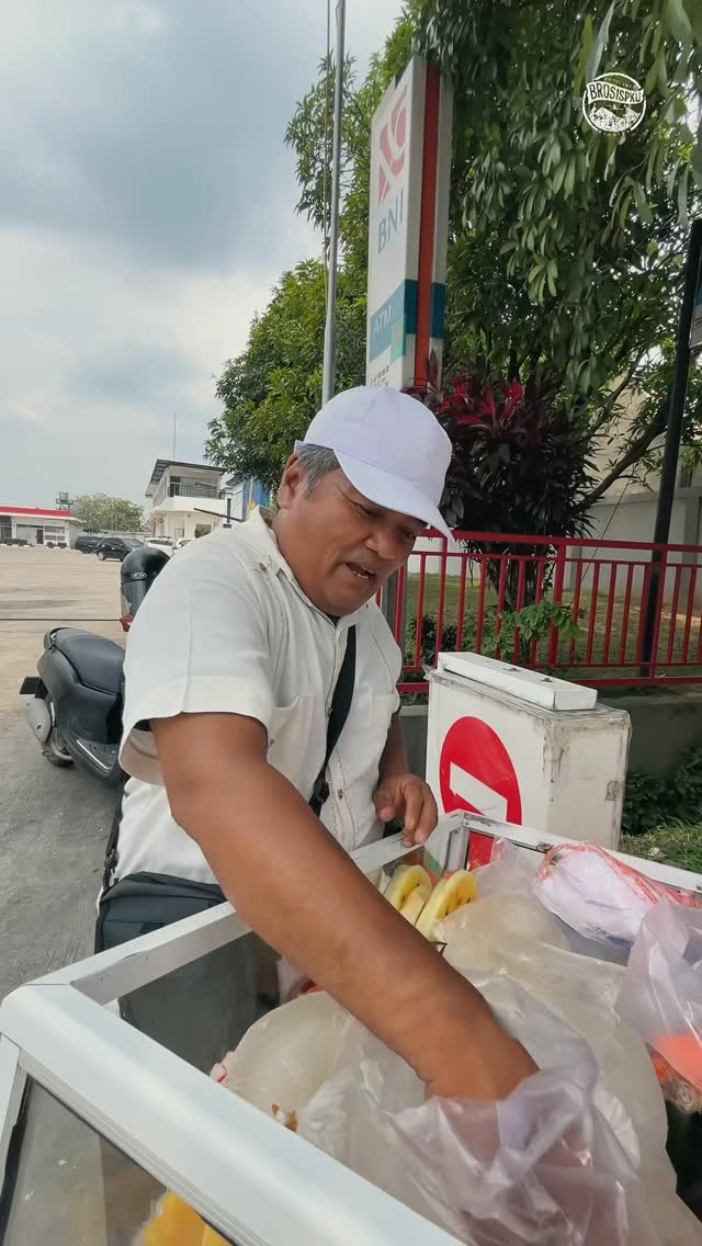 Segarnya Buah Potong Pak Ali di Pekanbaru