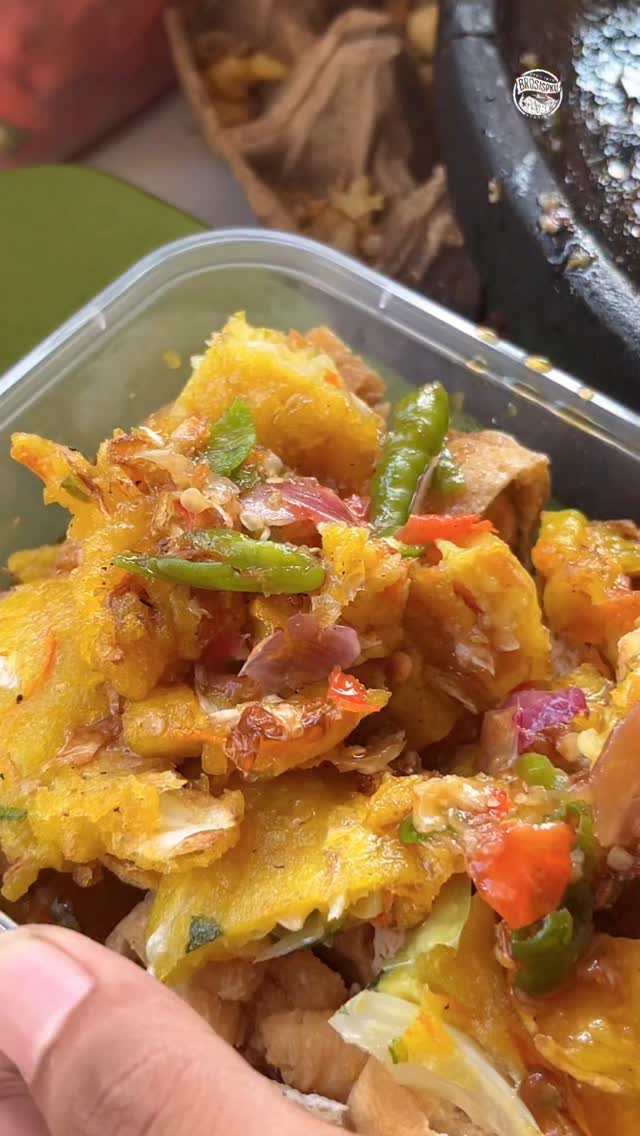 Pekanbaru：必试Tahu Gejrot和Bakwan Kuah