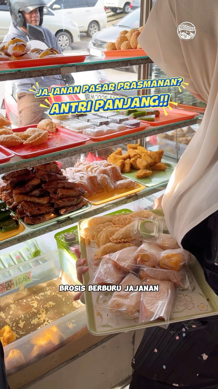 Jajanan Tradisional Pekanbaru di Kue Aneka Sari