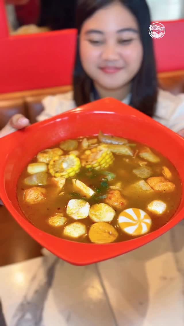 Fresh Hotpot Experience in Pekanbaru