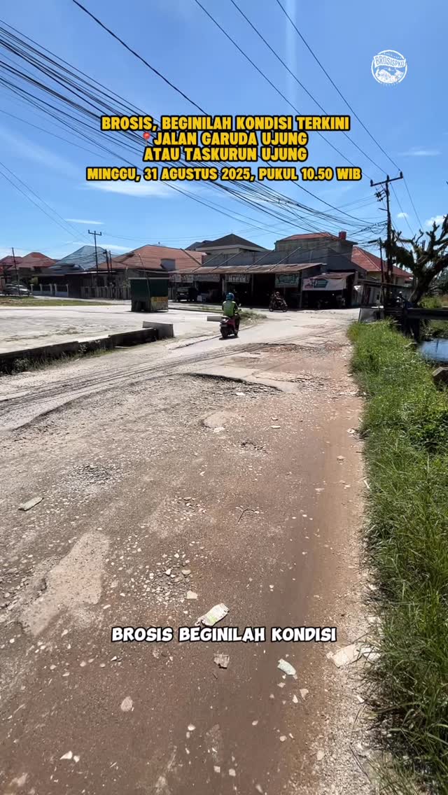 Lubang Jalan Garuda Ujung di Pekanbaru